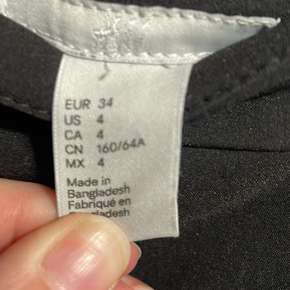 H&M Black Knee Length Pencil Skirt Size 4 - Picture 5 of 5